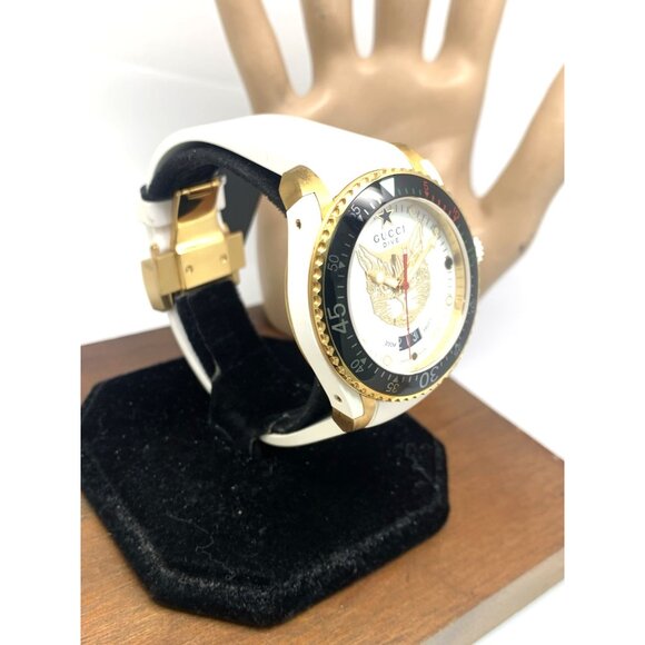GUCCI Men's Watch YA136322 Dive Cat Swiss Quartz Gold White Rubber Strap 40mm - Picture 13 of 13